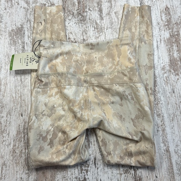 Alpine Design NWT Sycamore Beige Selina
High Rise Tights Leggings - Picture 9 of 10